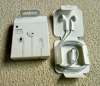 iPhone 12 128GB Negro y EarPods de regalo