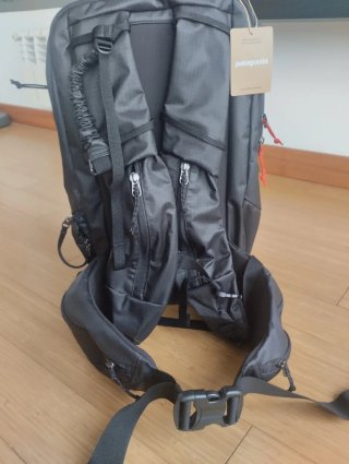 Mochila Patagonia Snowdrifter 20L Negra. Talla S
