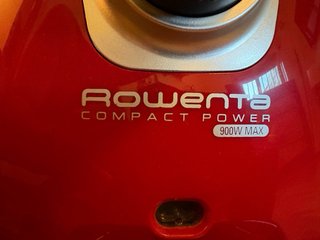 Aspiradora Rowenta Compact Roja 900W