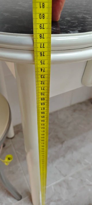 Mesa de cocina con 4 sillas