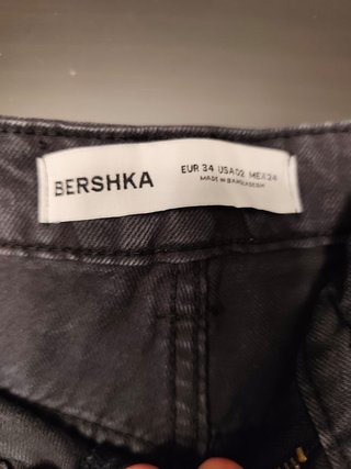Pantalón vaquero negro Bershka