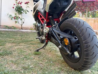 Benelli TNT 125 2024 en perfecto estado