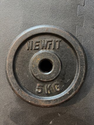 Discos de pesas para gimnasio. Barra de 28mm
