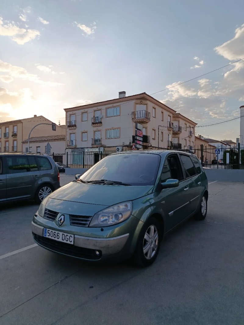Renault Grand Scenic 2005 - foto 1