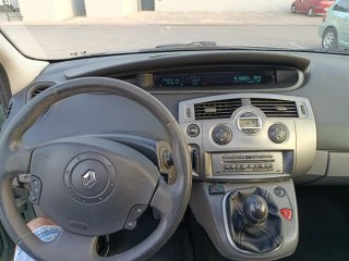 Renault Grand Scenic 2005