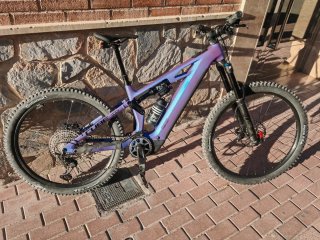 Cube Stereo Hybrid One77