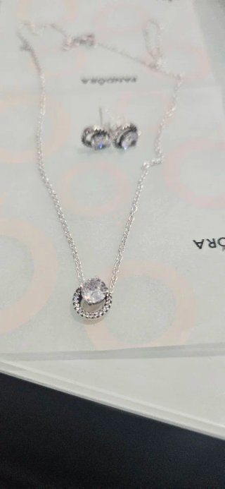 Conjunto Pandora Collar y Pendientes Plata