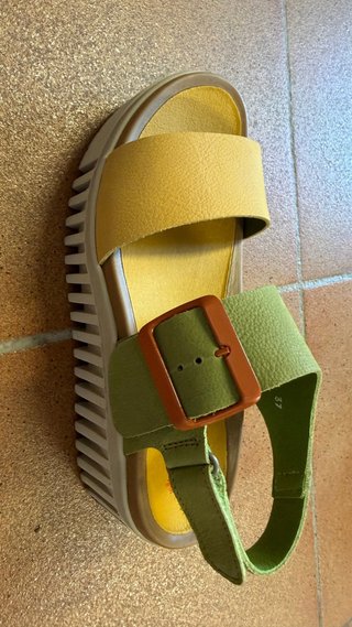 Sandalias Art Mujer Verde y Amarillo talla 37
