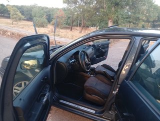 Volkswagen Golf 2003
