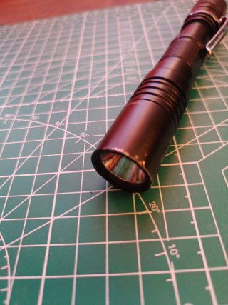 Linterna Klarus P2A