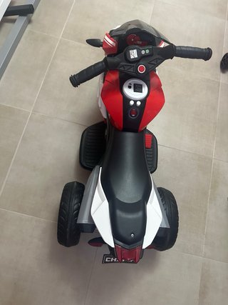 Moto infantil a batería
