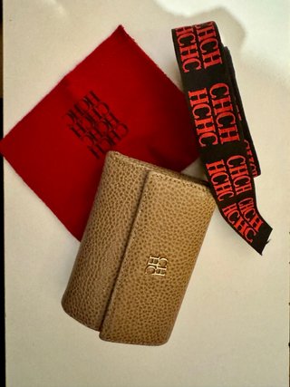 Cartera Carolina Herrera Beige y Roja