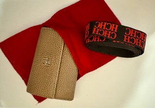 Cartera Carolina Herrera Beige y Roja