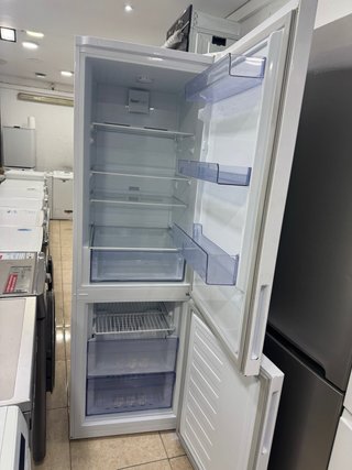 Nevera Beko Blanca