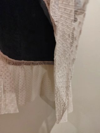 Camiseta Talla M con volantes