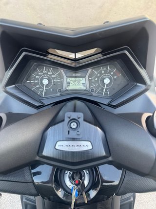 Yamaha T-Max 530 Negra