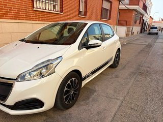 Peugeot 208 2019