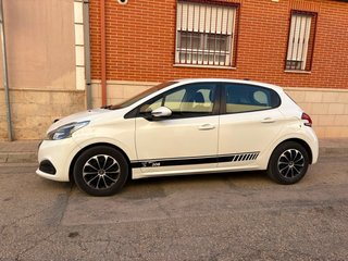 Peugeot 208 2019