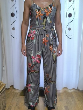 Mono de vestir estampado floral