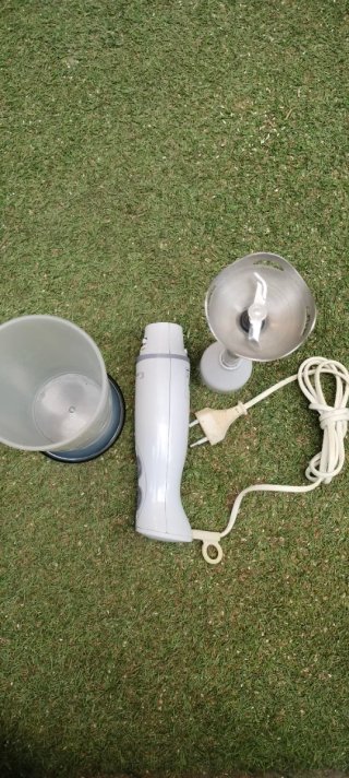 Batidora de mano COMELEC 300W