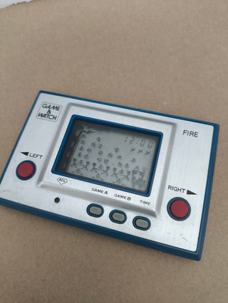 Nintendo Game & Watch Fire RC-04