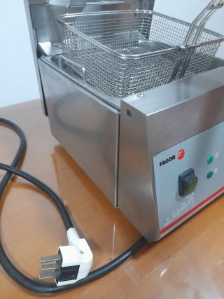 Freidora Industrial Fagor FE-8. MONOFASICA