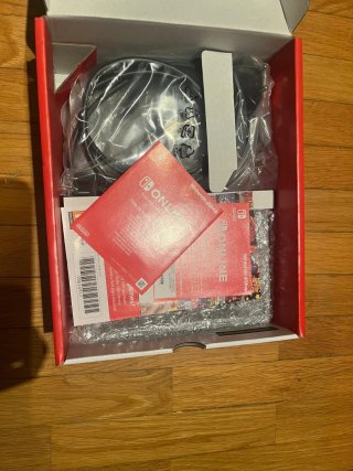 Nintendo Switch Azul y Rojo Nuevo