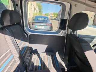 Volkswagen Caddy 2012