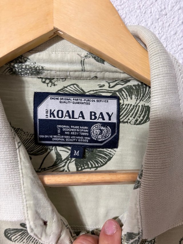 Polo Koala Bay Estampado Tropical Verde Talla L