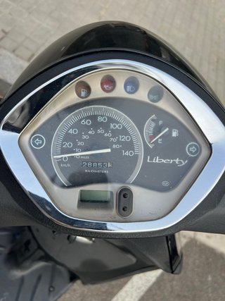 Piaggio Liberty 125 Negra 28800km