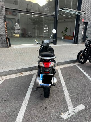Piaggio Liberty 125 Negra 28800km