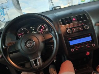 Volkswagen Touran 2011