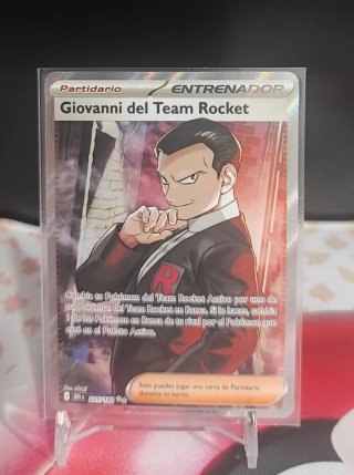 Giovanni del Team Rocket DRI 225/182
