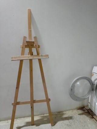 Caballete de madera para pintura