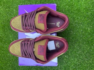 Nike SB Dunk Low Verde/Rojo