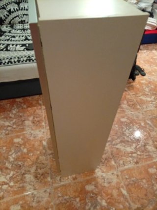 Urge venta Estantería cristal y puerta blanca