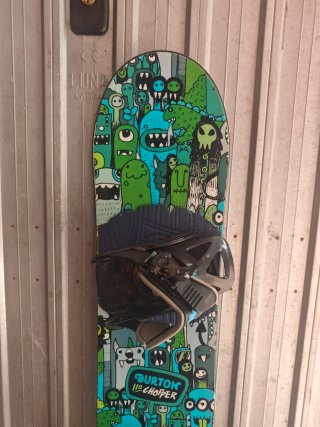Snowboard Burton Chopper 110 con attacchi Burton