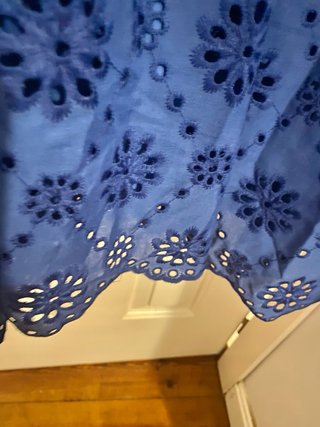 Vestido azul tirantes calado bordado T. L