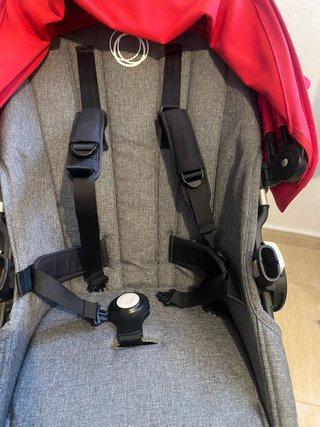 Carrito Gemelar Bugaboo Rojo y Gris 2sillas y cuco