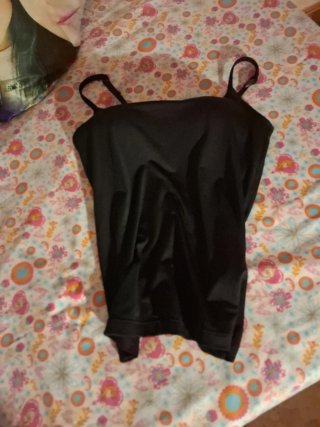 Camiseta negra licra con relleno