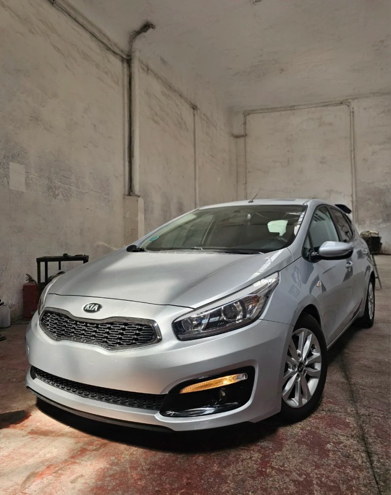 KIA Ceed 2017 SOLO 141000 KM, 1 año de garantía - foto 1