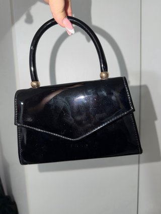Bolso negro charol