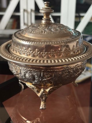 Recipiente antiguo para dátiles, azúcar...