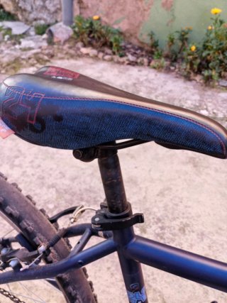 Bicicleta de montaña 24" en buen estado