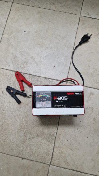 Cargador Batería Coche F-905 FERVE
