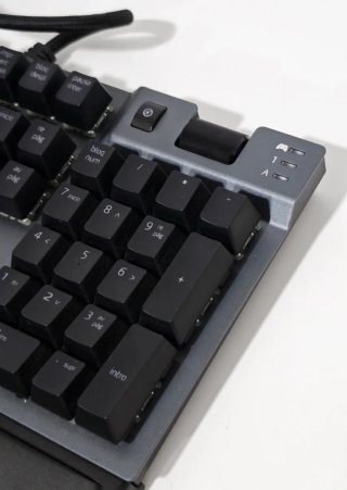 Teclado Gamer XPG Summoner RGB Cherry Blue
