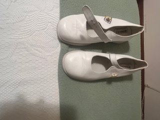 Zapatos piel niña T.36
