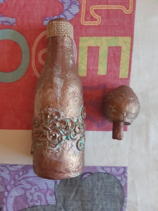 Jarra artesanal decorada