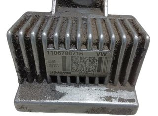 Caja mercedes-benz 110678071r clase a (bm 2474569