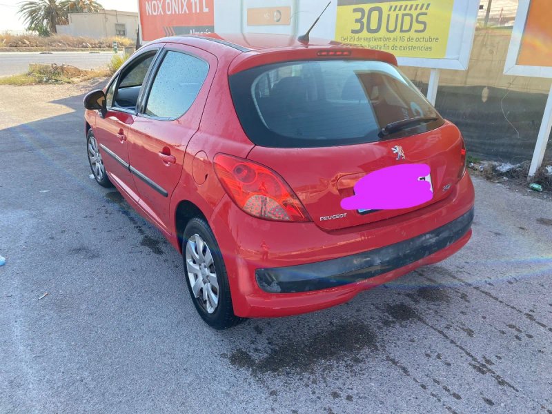 Peugeot 207 2007 - foto 1